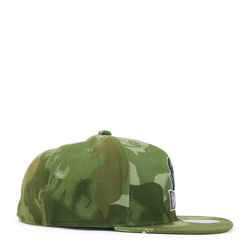 Bucks Tonal Camo Stretch Fitted HWC