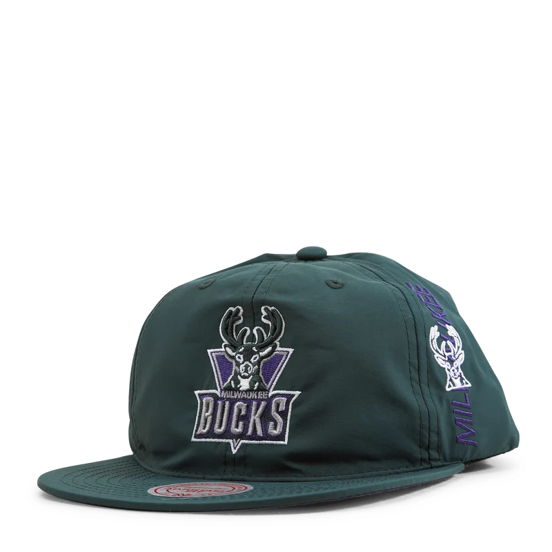 Bucks Nylon Szn Deadstock HWC
