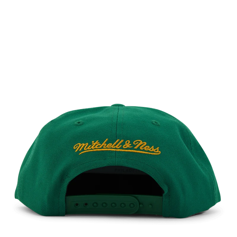 Bucks Xl Logo Pop Snapback