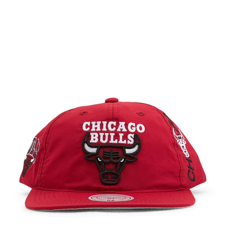 Bulls Nylon Szn Deadstock