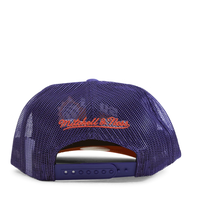 Suns Puff The Magic Trucker HWC