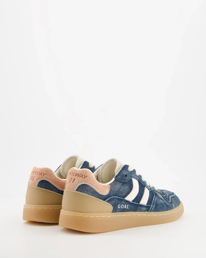 Goal blue royal
