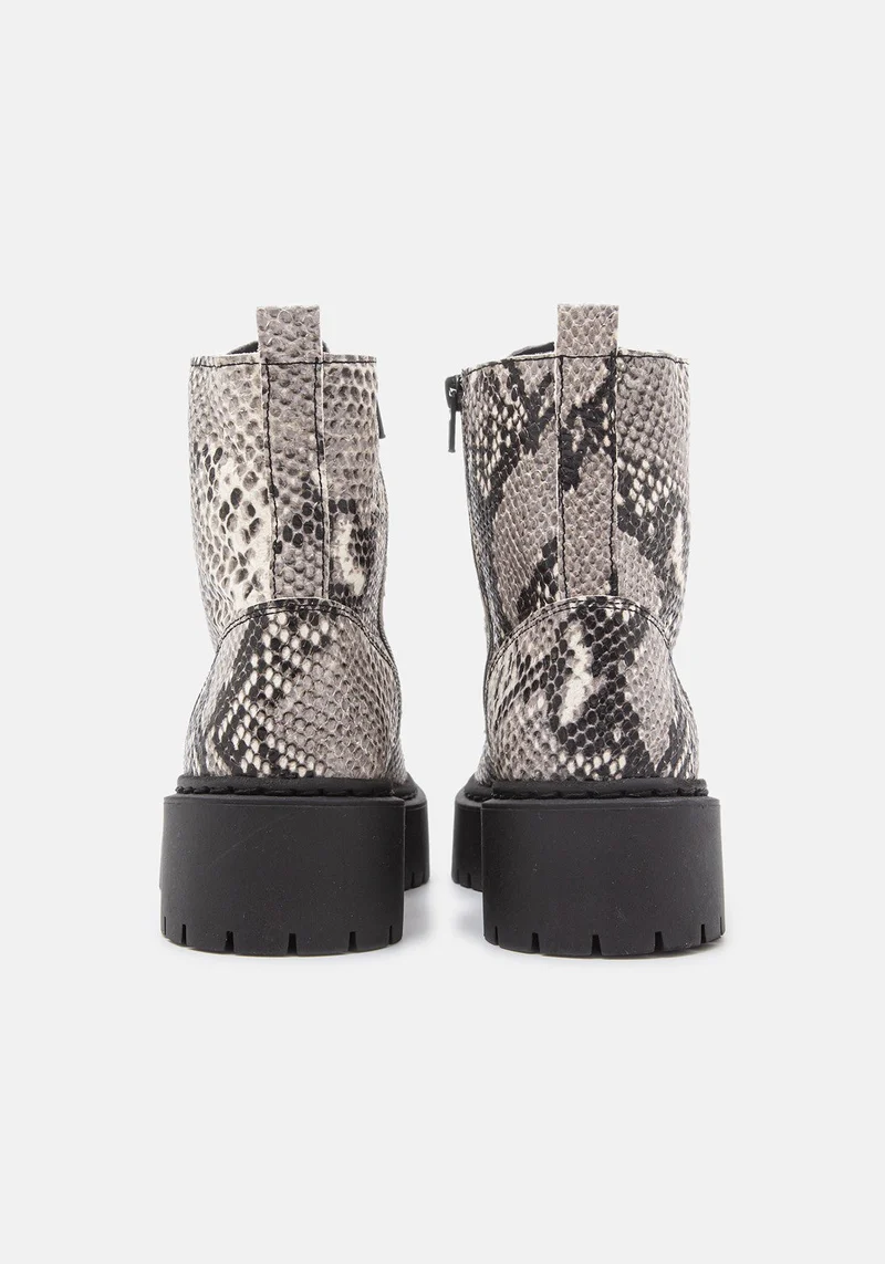 Mary Boot Pitton black/white snake