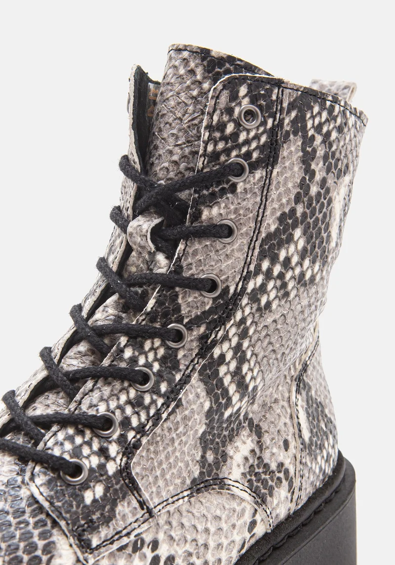 Mary Boot Pitton black/white snake