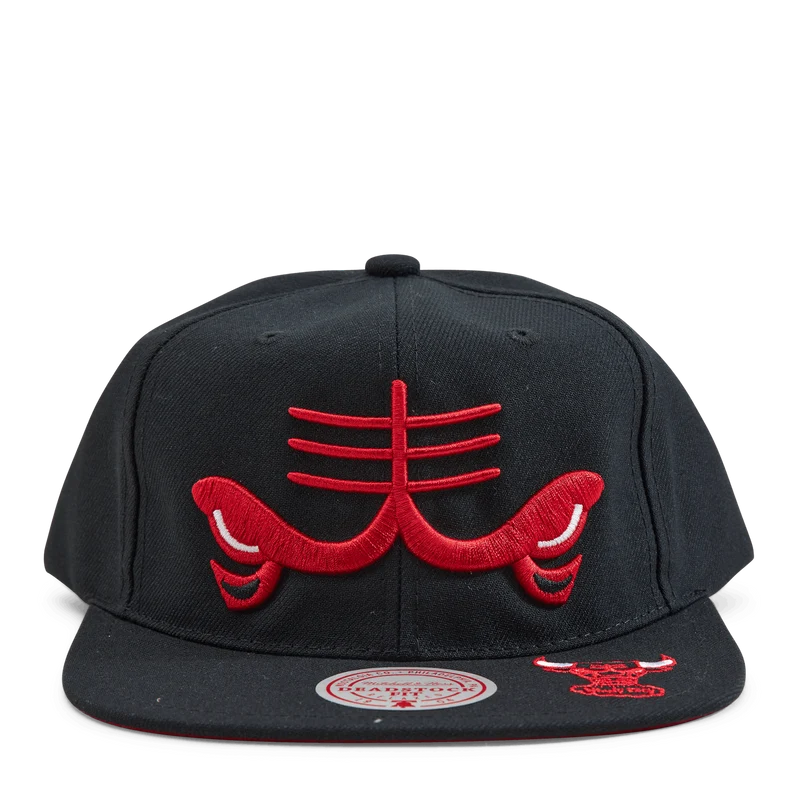 Bulls Dead Remix Deadstock Snapback