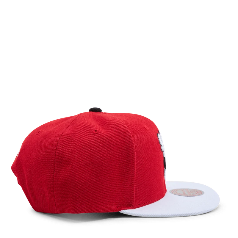 Bucks Cardinal 2 Tone Snap