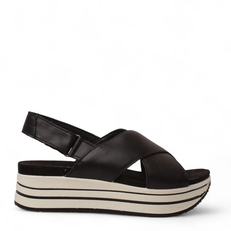 Italian Women Black Leather Sandal #4456