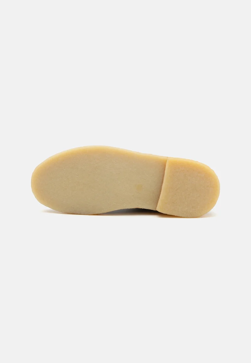 Desert Boot beeswax