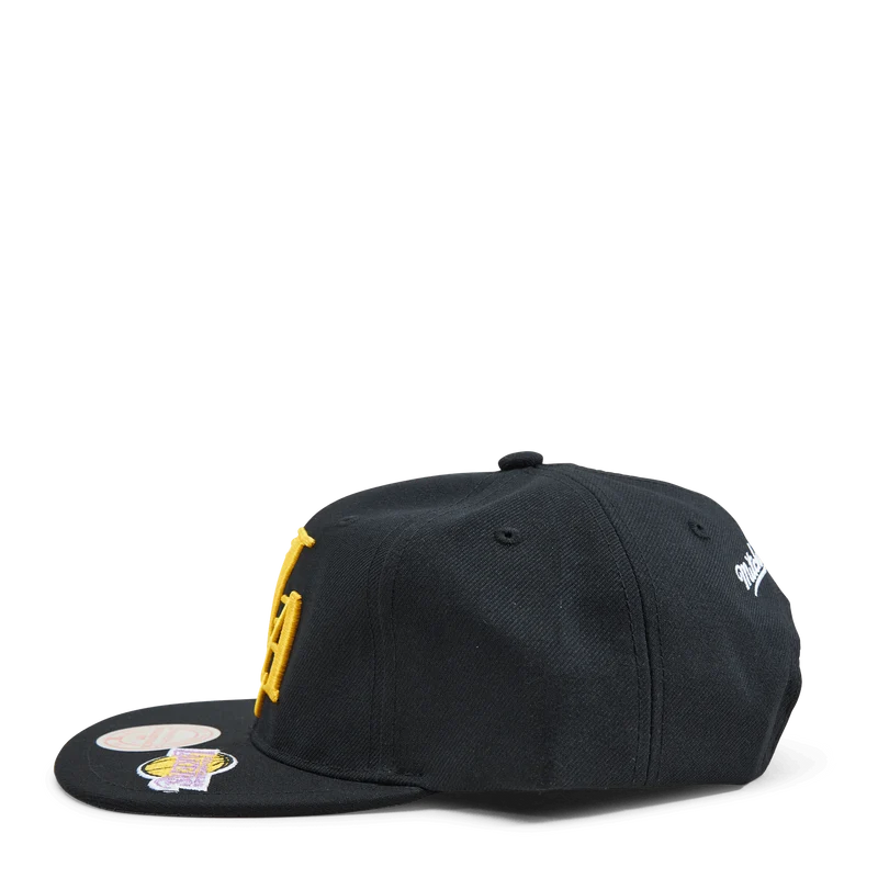 Lakers Dead Remix Deadstock Snapback