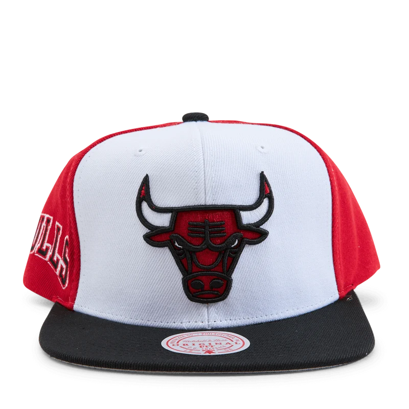 Bulls On The Block Snapback