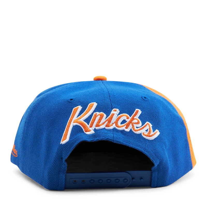 Knicks Rear Script Deadstock