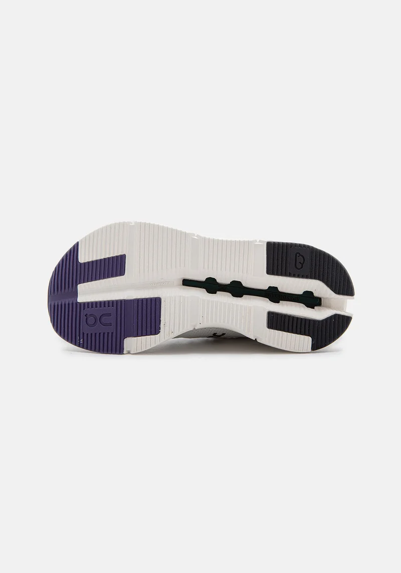 26.99811 W Cloudnova white/violet