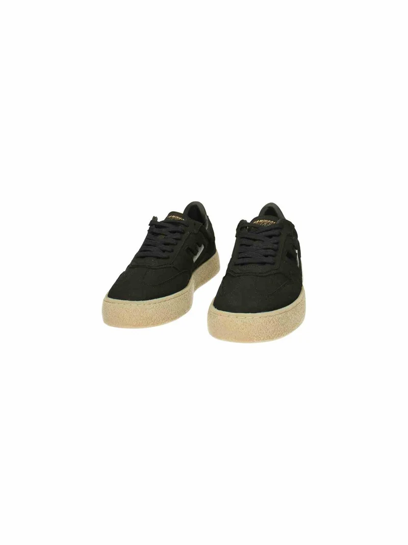 Burela Bold Suede black