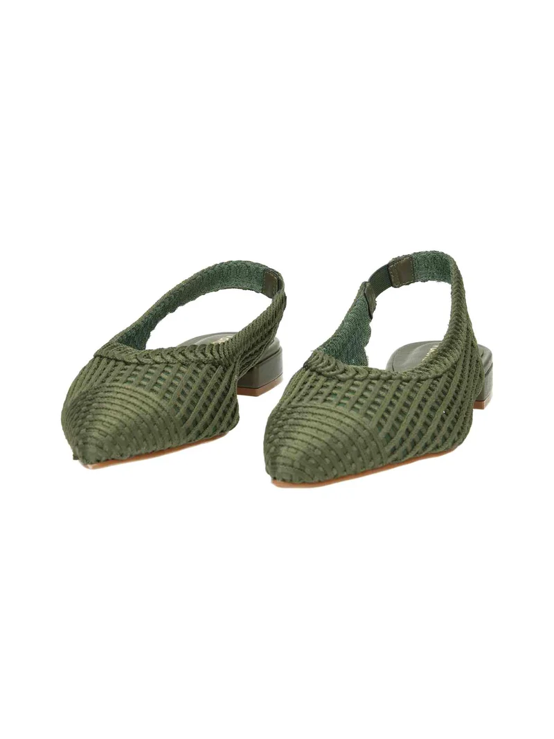 372032 Crochet army