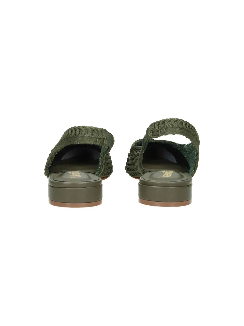 372032 Crochet army