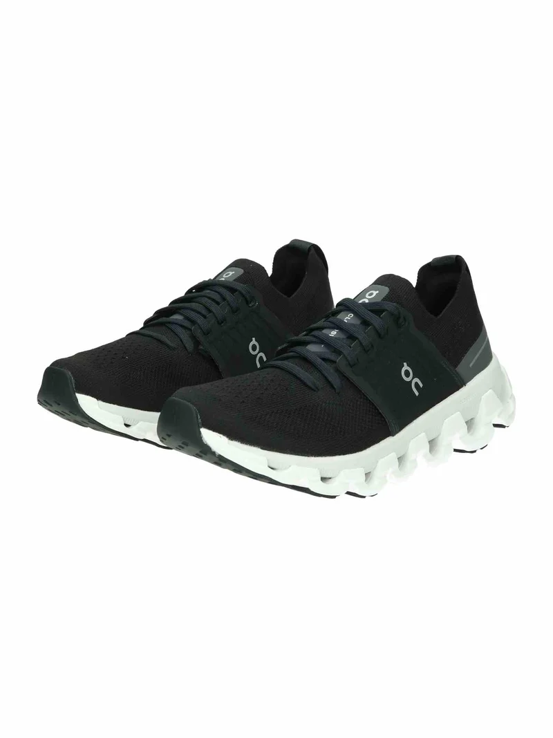 3WD10450485 W Cloudswift all black