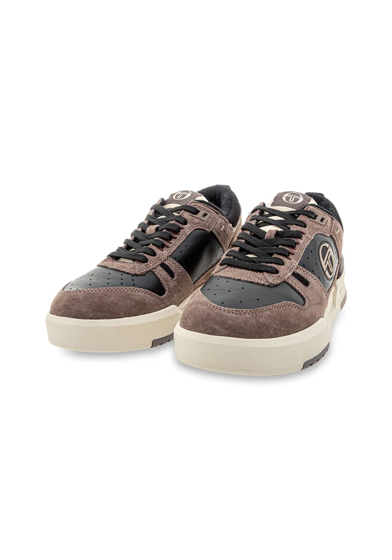 BB COURT LO raven tofu falcon