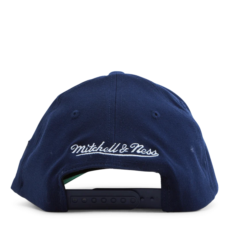 Branded Comfy Core Stretch Snapback