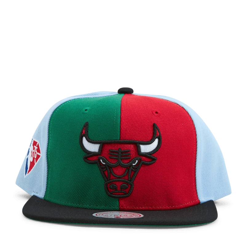 Bulls Team Era Pinwheel Snapback