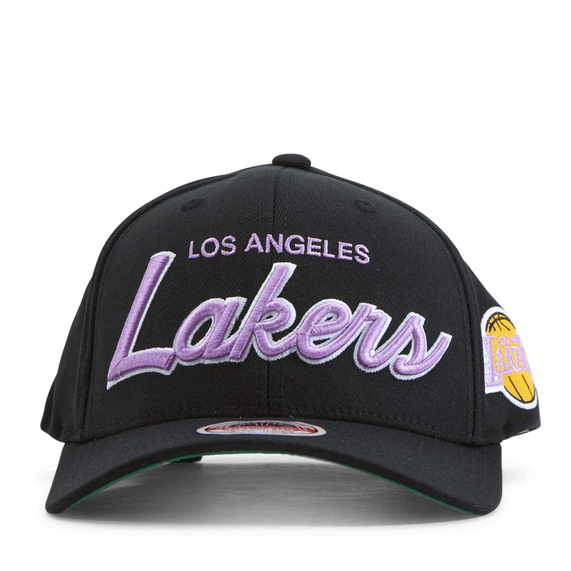 Lakers Foundation Script Stretch Snapback