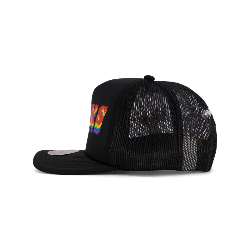 Bucks Roygbiv Trucker HWC