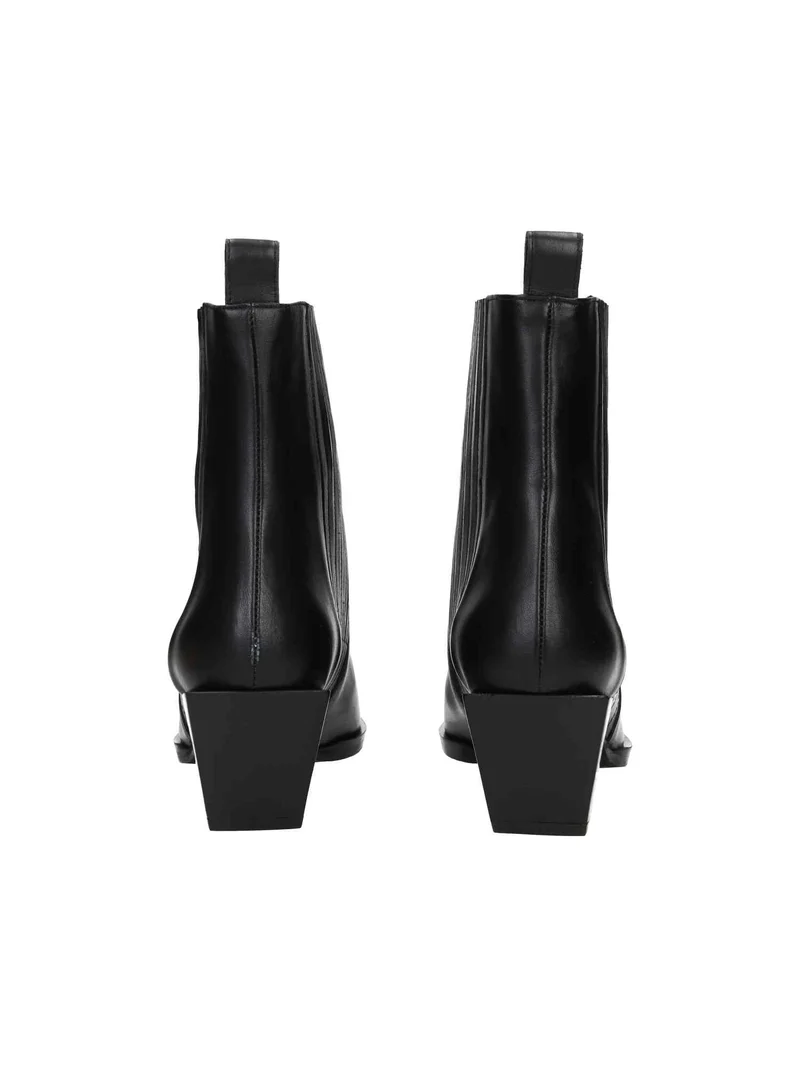 8332 Premier negro