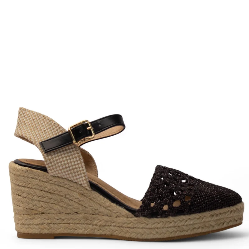 Europeon Union Women Black Magdool Sandal #4155