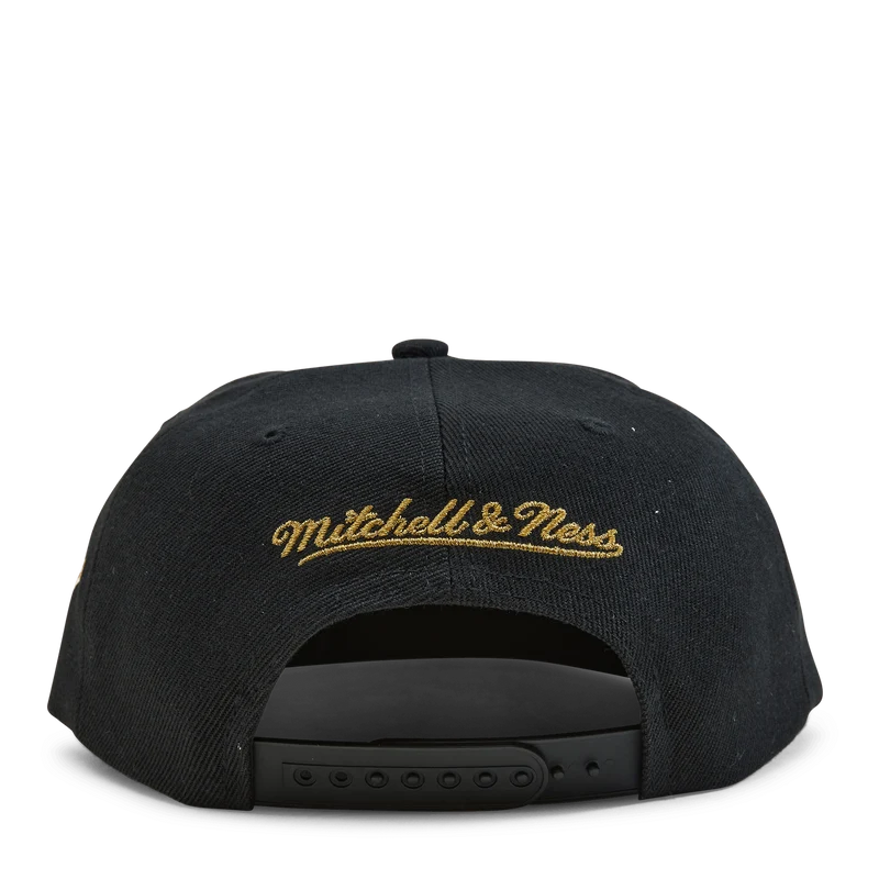Mavs NBA 75th Gold Snapback
