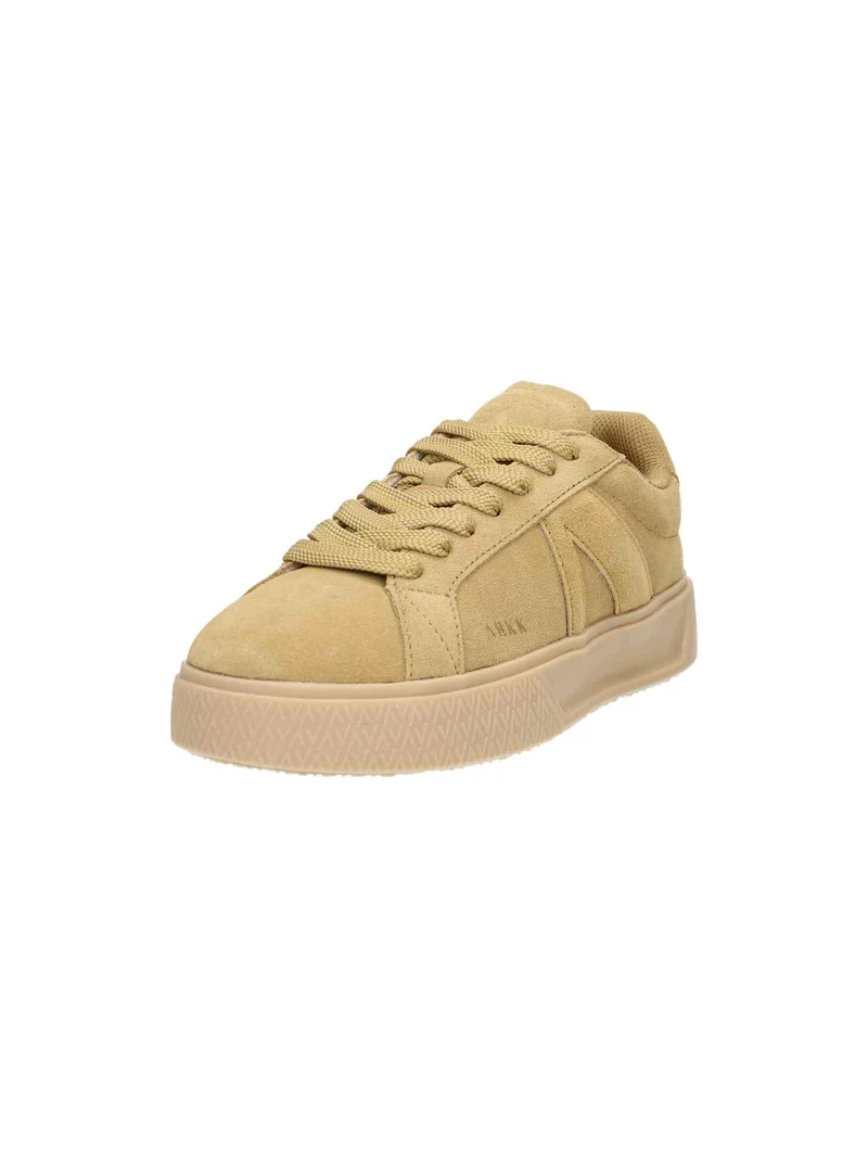 Essence light brown gum