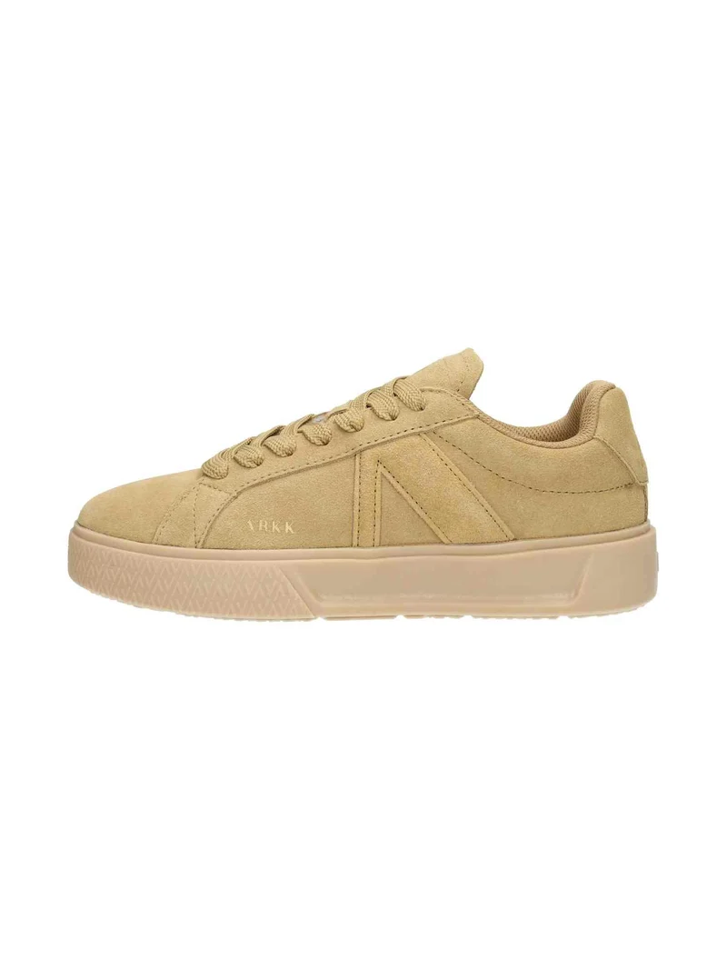 Essence light brown gum