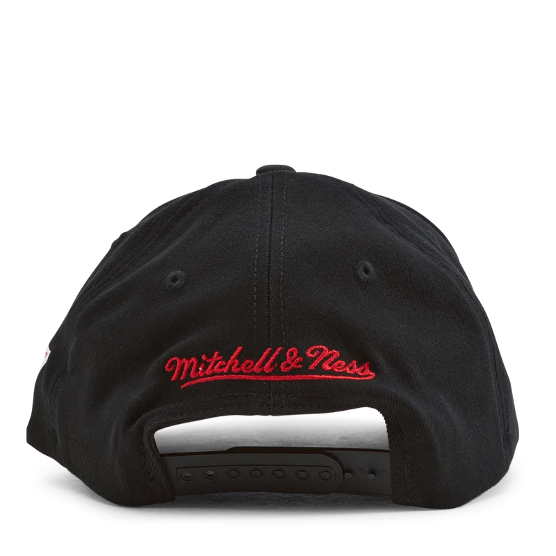 Bulls 50th Anniversary Patch