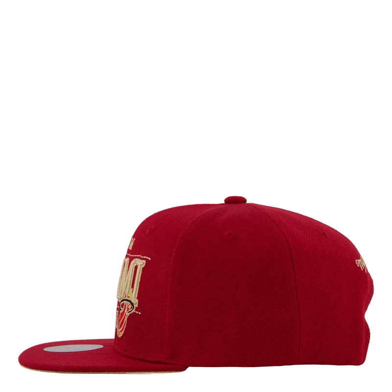 Heat With Love Snapback HWC