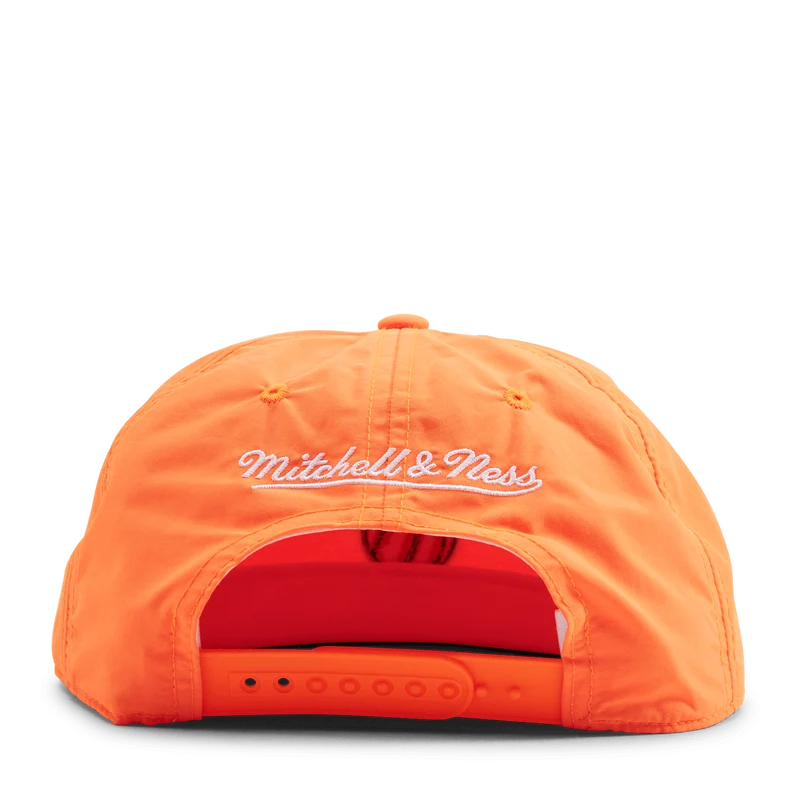 Knicks Neon Nylon Snapback HWC