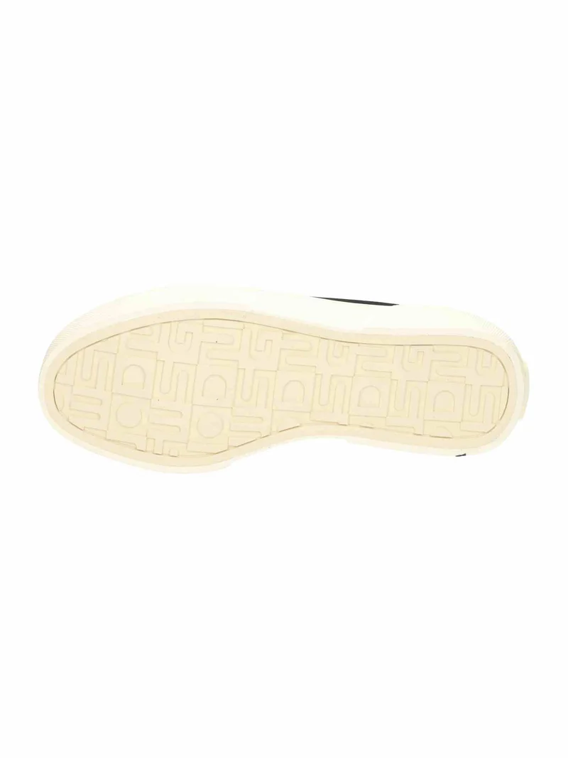 CHUNKS Women black