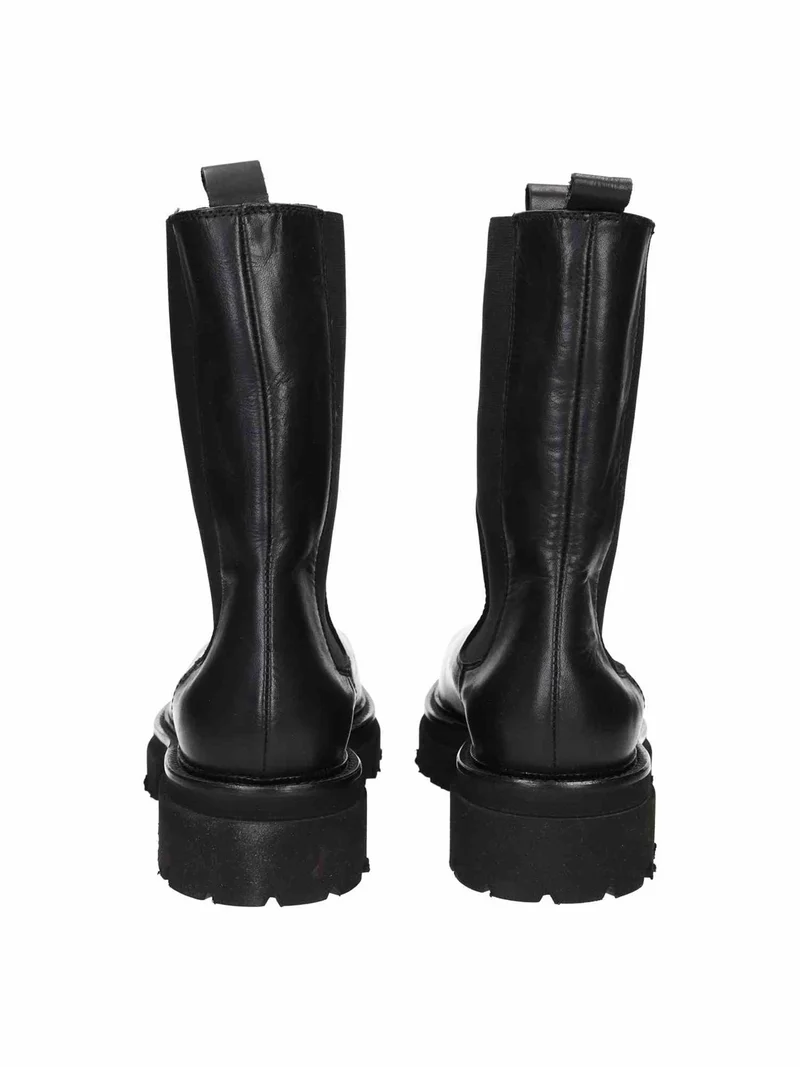 TM06402-0001-0001 vitello/nero