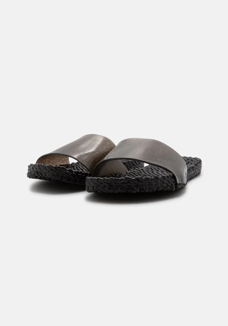 Slip On Flip Flops black DEFEKT