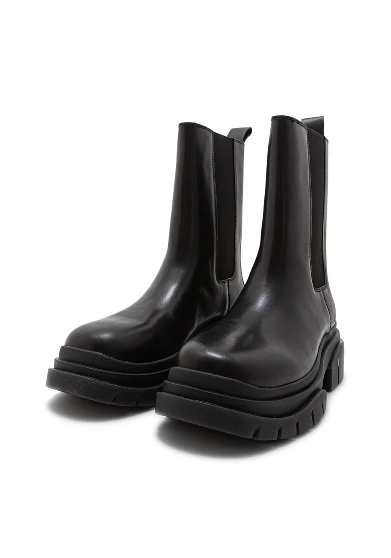 Storm01 Combo Mustang black C6