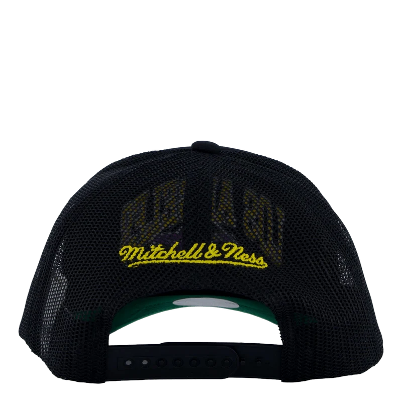 Lakers Gold Leaf Trucker HWC