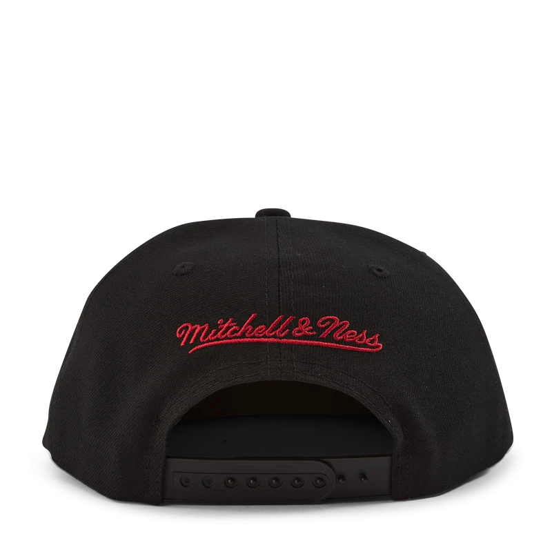 B Snapback HWC