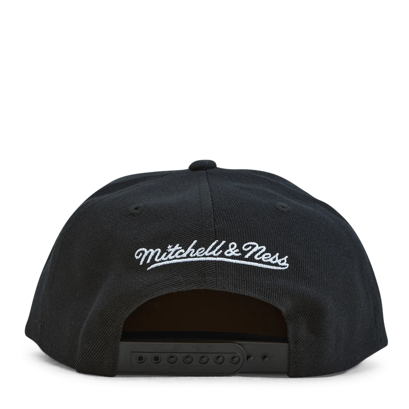 Lakers Champs Snapback 10 HWC