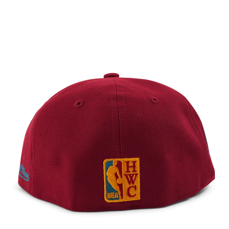 Northern Lights Fitted HWC Cardinal