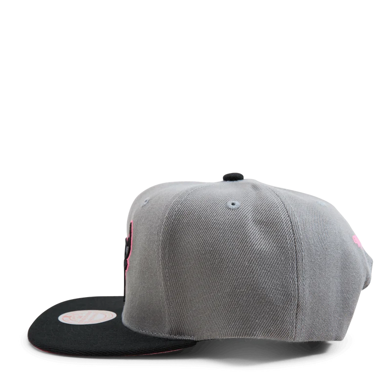 Bulls Neon Lights Snapback