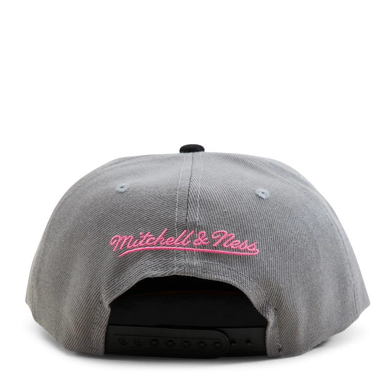 Bulls Neon Lights Snapback