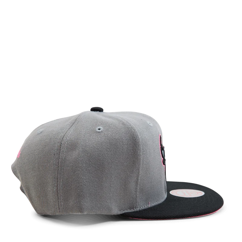 Bulls Neon Lights Snapback
