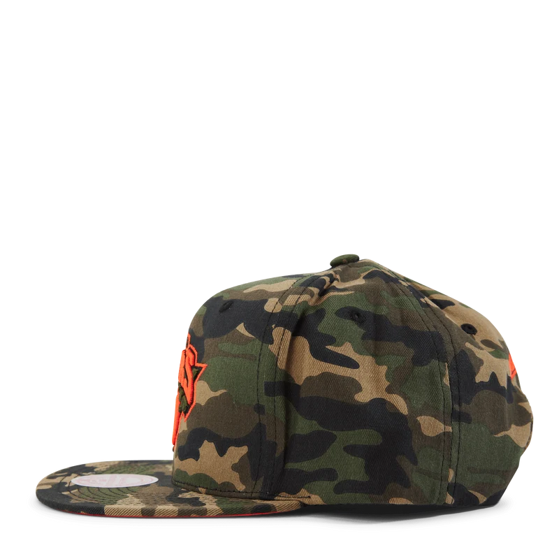 Knicks Neon Camo Pop Snapback