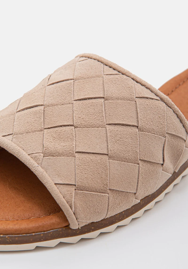 Li 28 taupe