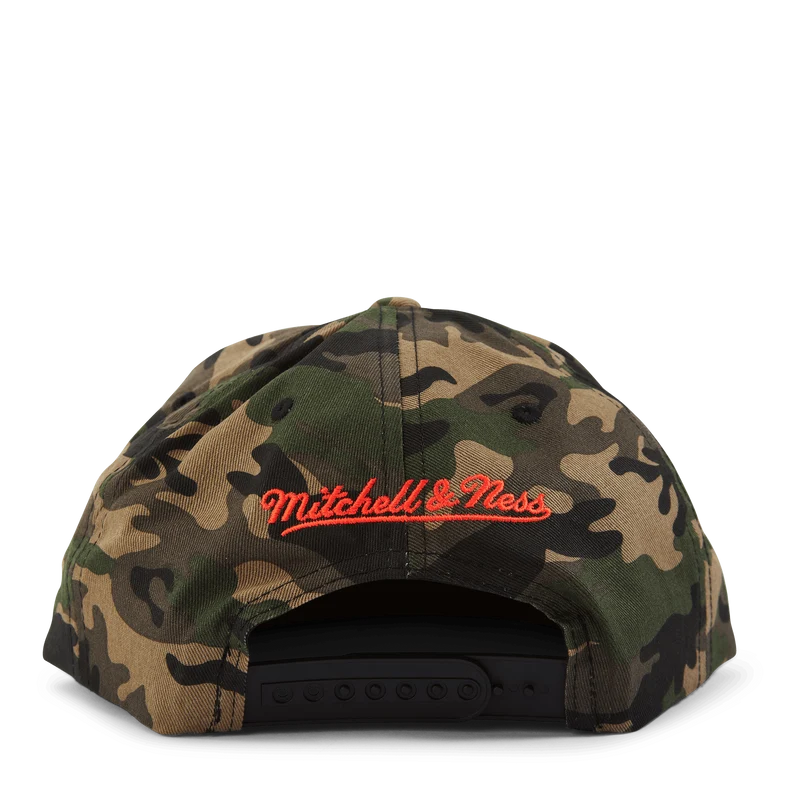 Bucks Neon Camo Pop Snapback
