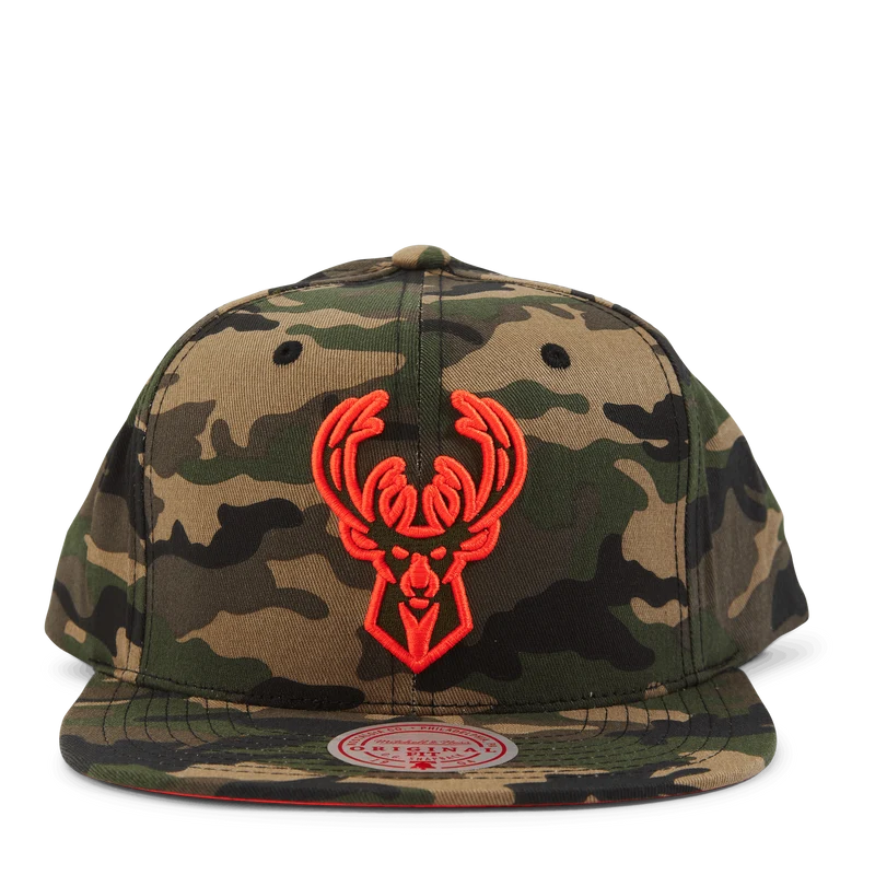 Bucks Neon Camo Pop Snapback