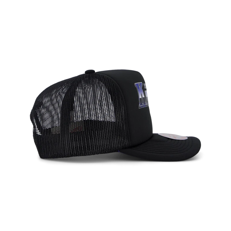 Knicks Rock On Trucker