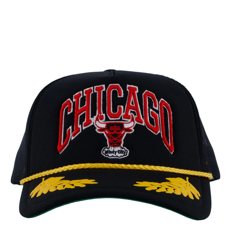 Bulls Gold Leaf Trucker HWC